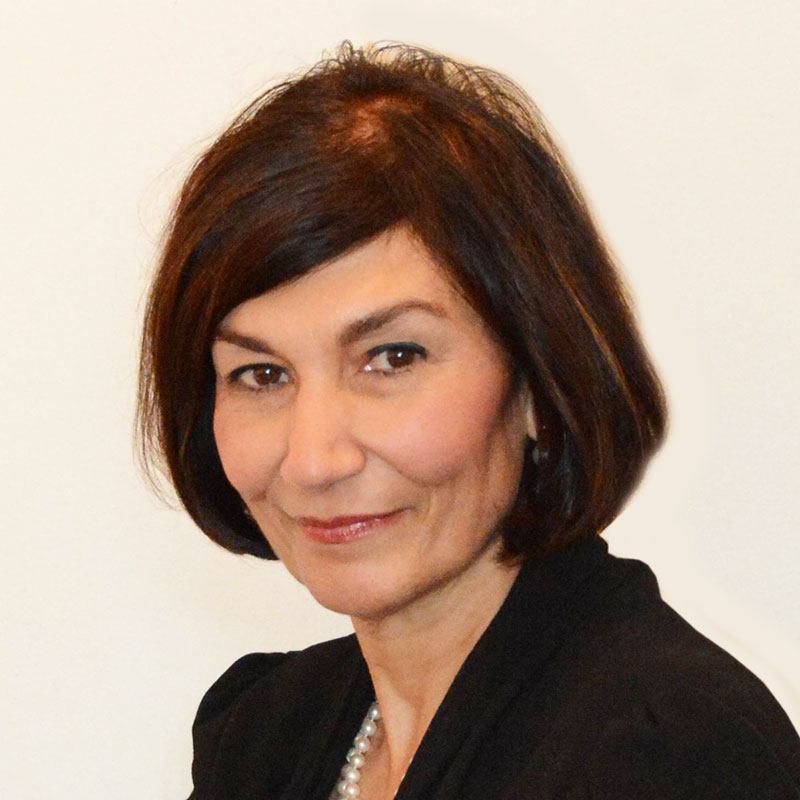 Dr Ruth Epstein